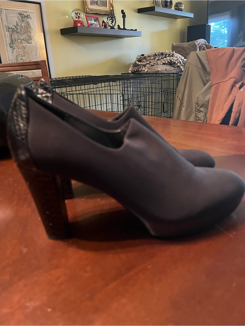 Donald J. Pliner Black Ankle Heel Booties with Textured Block Heel